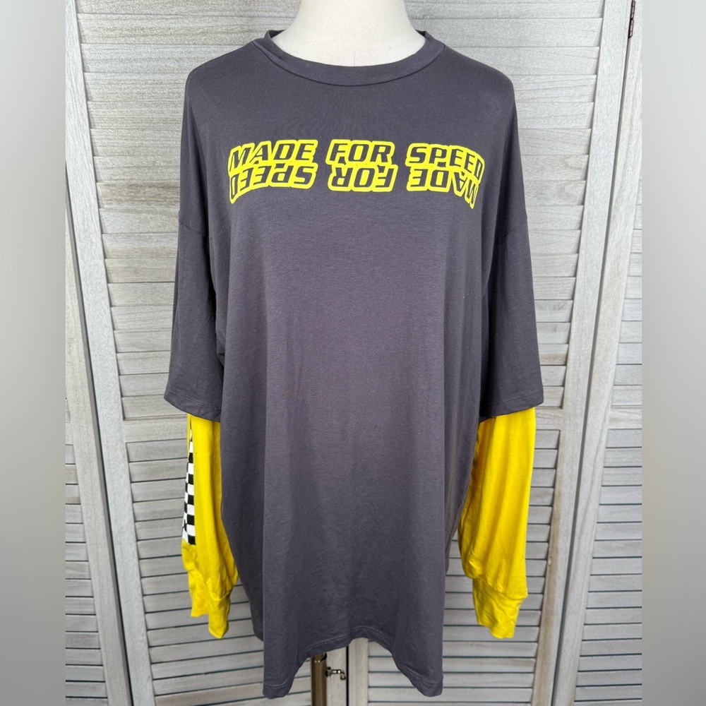 FAHION NOVA Women's "Made for Speed" Double Sleeve Graphic Tee Charcoal-Large